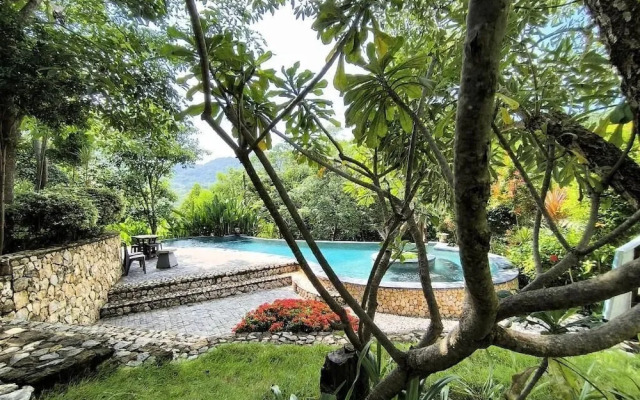 Tanjung Lima Villas Labuan Bajo