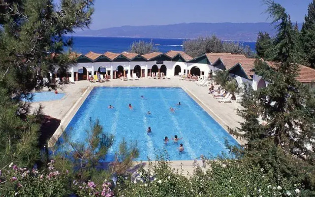 Efem Tatil Köyü