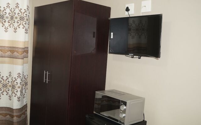 Miraton Eastgate Suites