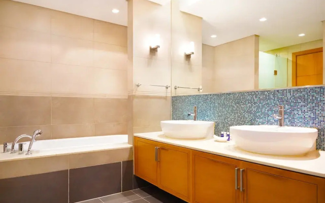 Maison Privee - Modern and Airy 2BR in Palm Jumeirah