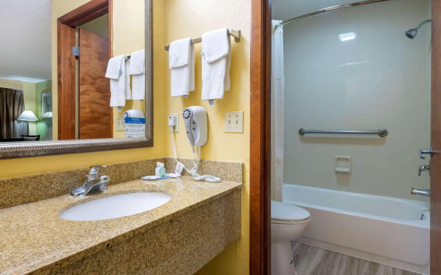 Quality Inn & Suites Mt Dora North