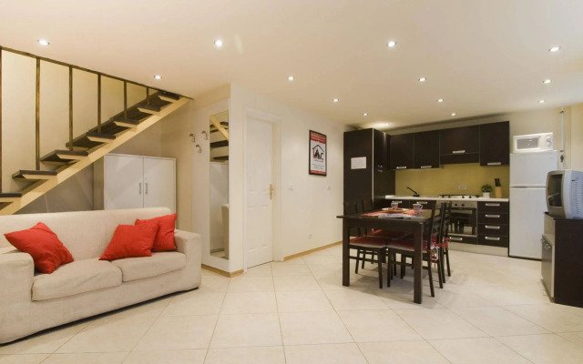 AltraCasa Apartments