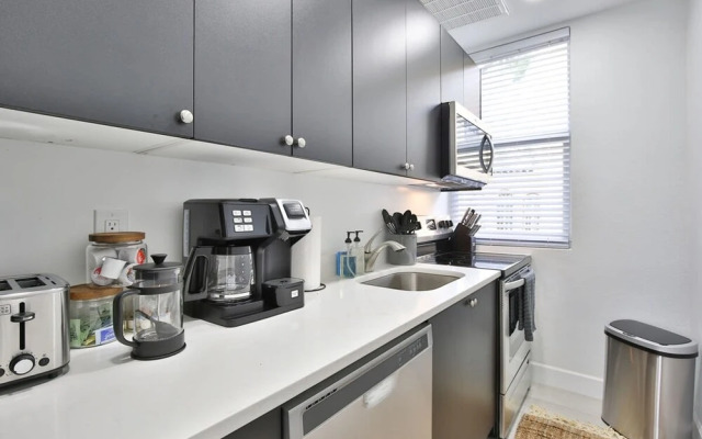 Walkable to Downtown - Casita 1