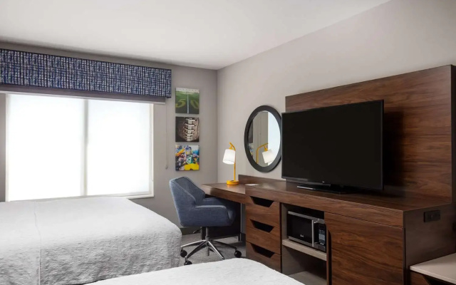 Hampton Inn by Hilton Green Bay Stadium
