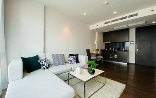 Civic Horizon Hotel & Residence