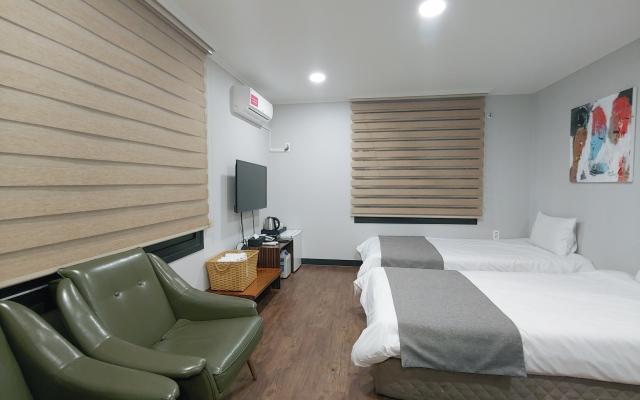 Jeju Hotel Tong Yeondong