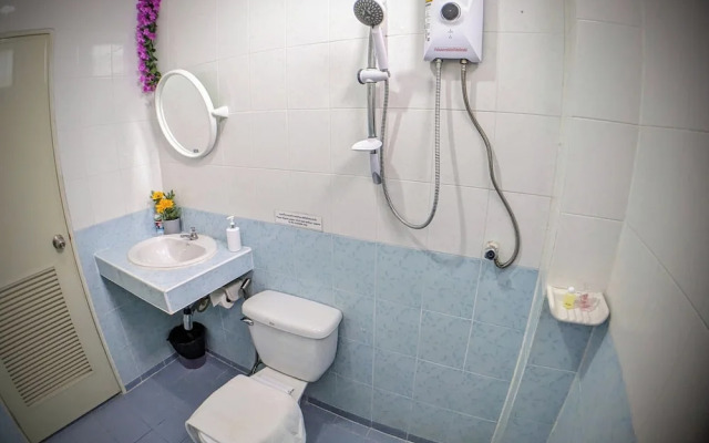 Heaven House Restro & Bar