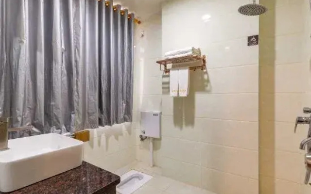 Xinxing Youjule Theme Hotel