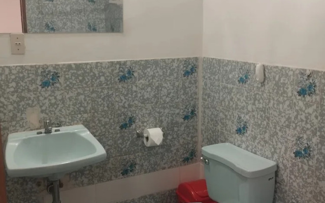 Zarate's Hostel