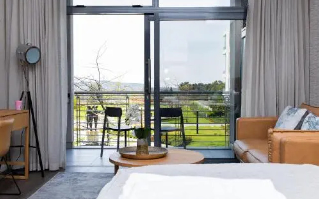 Menlyn Residence (Adults Only)