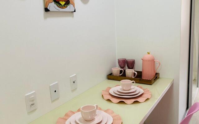 Flat Rosa encantador vista lago