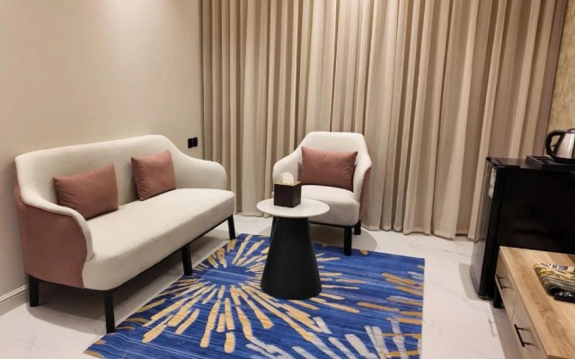 XYZ Hotel King Fahd Road