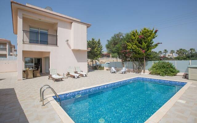 Villa for Rent in Protaras 1229