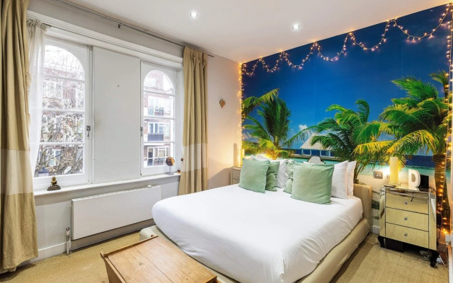 Charming Two Bed Maisonette in Notting Hill