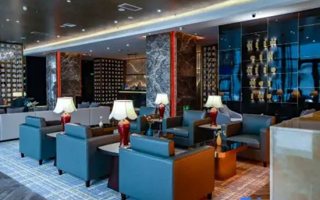 Zhou Run Hotel