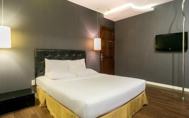 Triip Friday Hotel Phan Xich Long