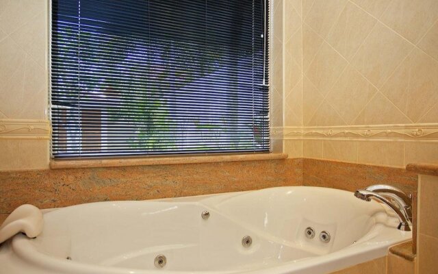 Pool Villa Tanzanite near Walking Street