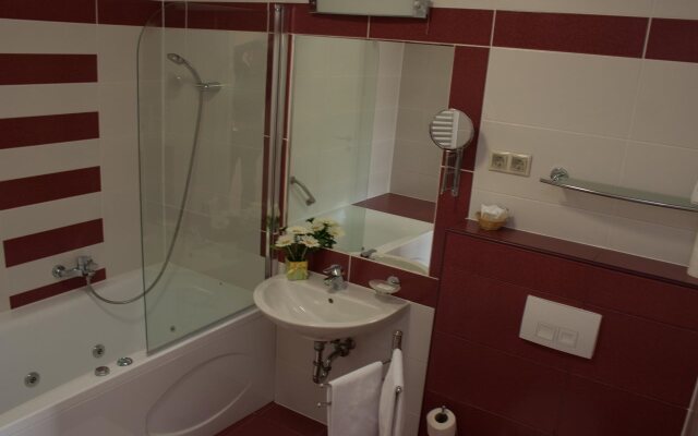 Calimbra Wellness and Conference Hotel