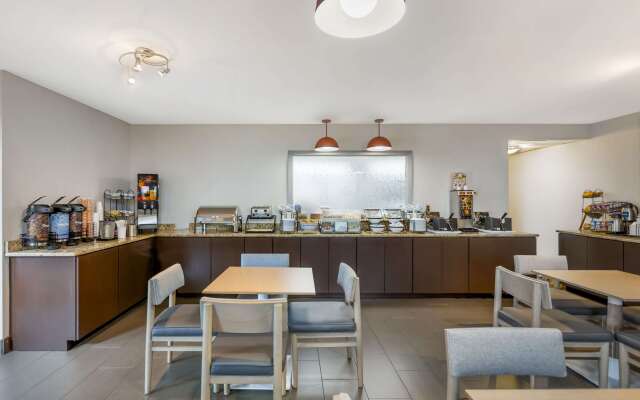 Comfort Inn