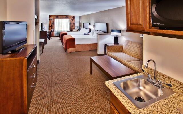 Holiday Inn Express Hotel & Suites Dubuque, an IHG Hotel