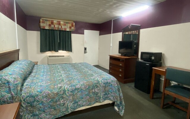Discovery Inn Macon