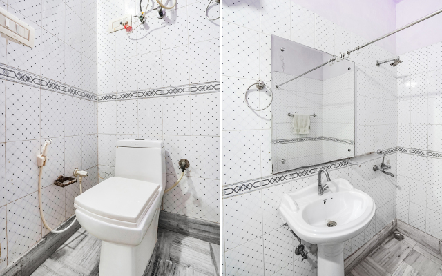 FabExpress IVY Inn Sector 35