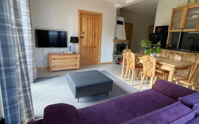 Apartament Willa Hrube parter z tarasem i kominkiem