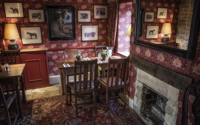 The Howard Arms