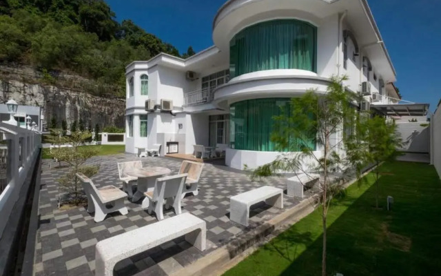 6, Persiaran Tanjung Bunga 3