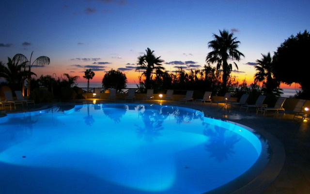 Villaggio Cala Di Volpe Hotel & Residence