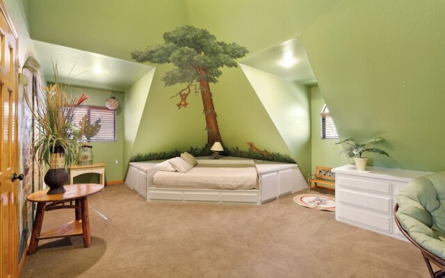 Four Happy Bears Estate #1277