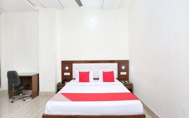 OYO 12766 Nimantran Resort