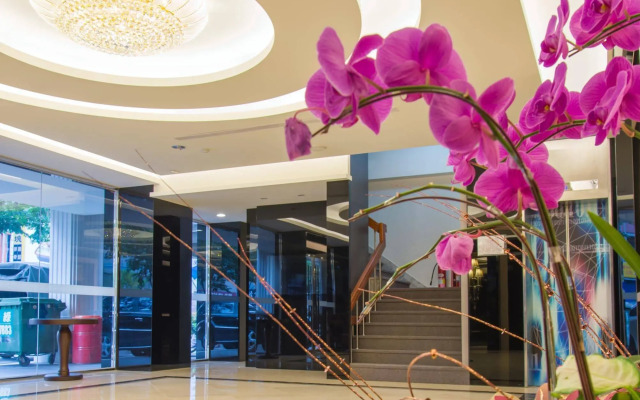 Ren Mei Fashion Hotel