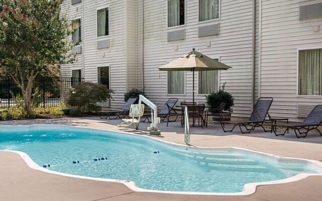 Holiday Inn Express Gloucester by IHG