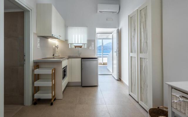 Anemi Suites