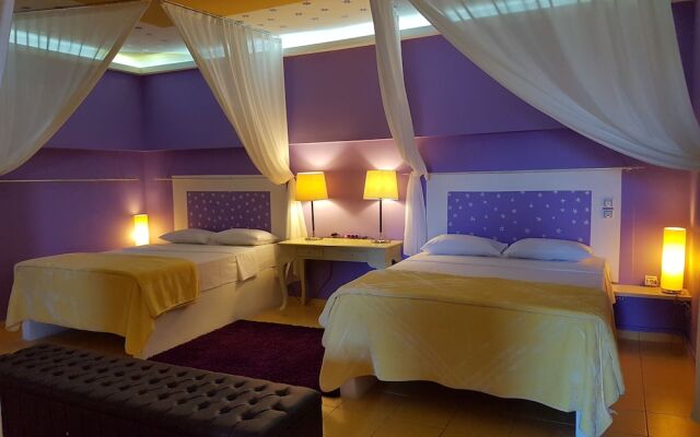 The golden brown luxury guesthouse