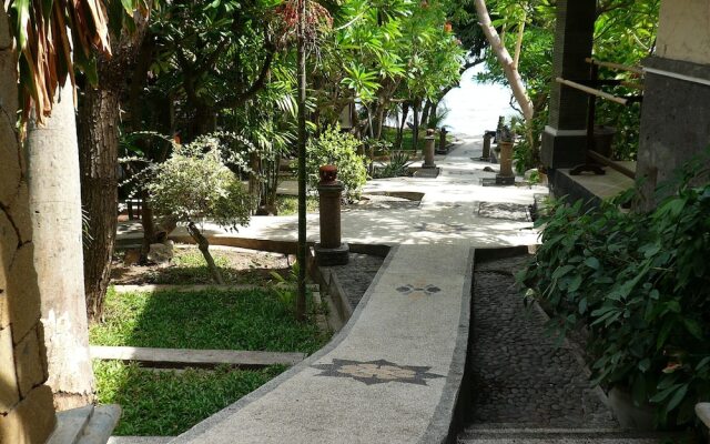 Wawa Wewe Rock Resort