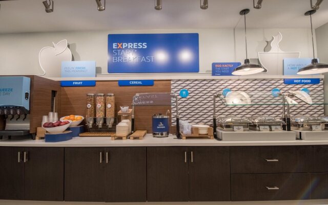 Holiday Inn Express and Suites-Lehi - Thanksgiving Point by IHG