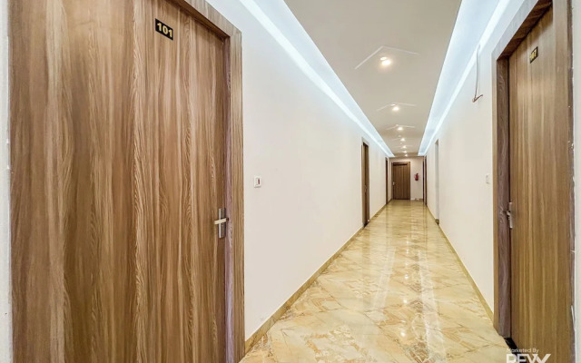 Raghuveer Sadan, Near Ram Mandir - 10 Min Walk