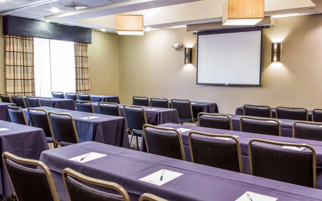 Cambria Suites Appleton