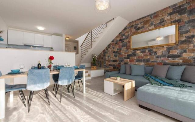 Villa Blue Valica