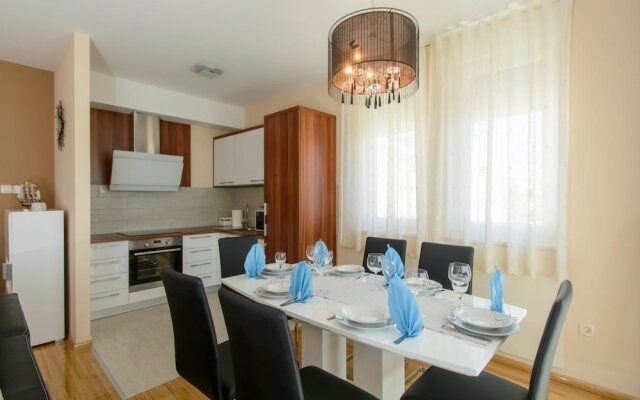 Apartments Villa Aurora 4