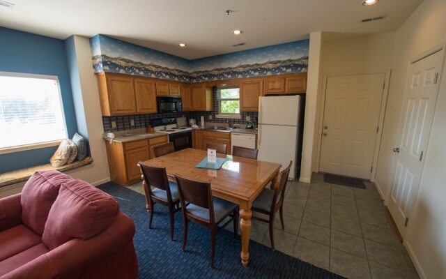 Ramada by Wyndham Branson Yacht Club