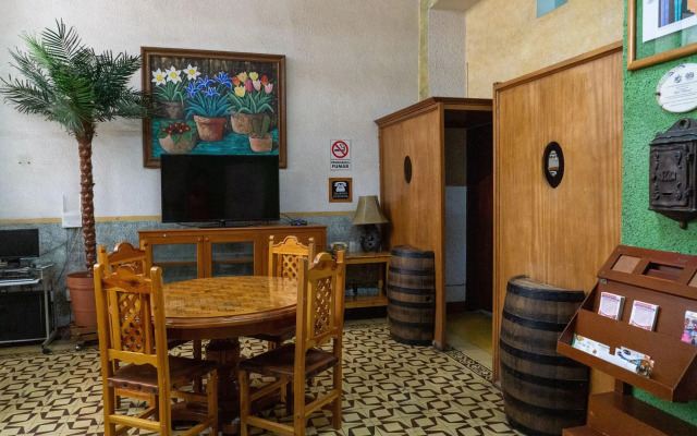 Hotel Colonial