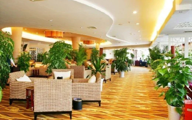 Crown International Hotel