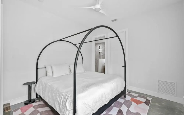 Paradise Found 3 Bedroom Home by RedAwning