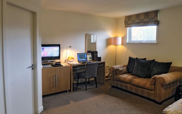 Western House Hotel