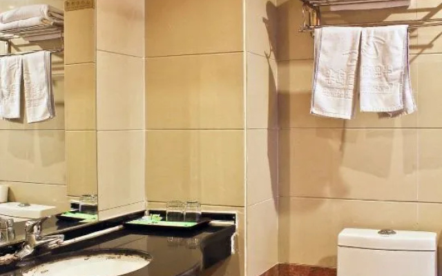 Hefei Kaiyuan Business Hotel (Binhu Branch) – Bathroom – Hefei