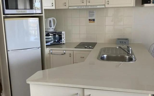 Just Perfect Apartment with Ocean Views