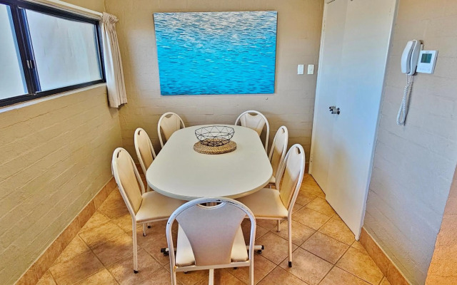 Riverview Holiday Apartment 13 - Kalbarri, WA